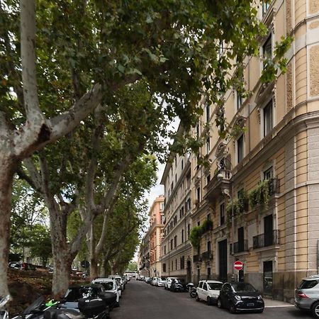 Passeggiata Di Ripetta Private Apartment Рим Екстер'єр фото